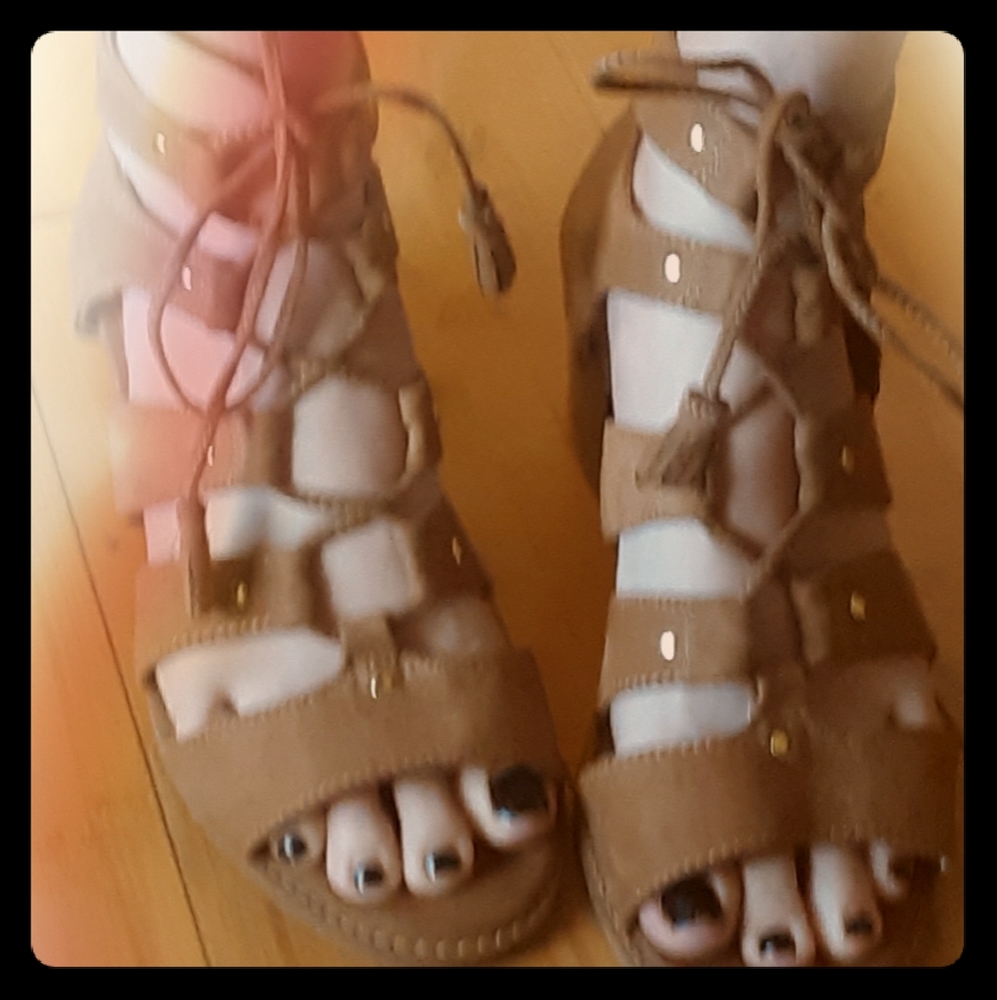 Old Navy strappy heeled sandals